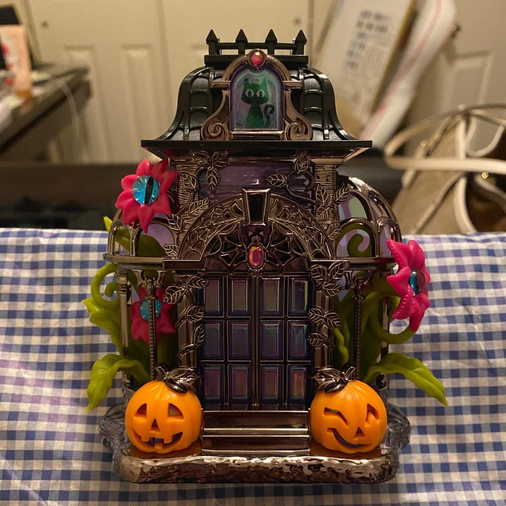 Bath & Body Work Spooktakular Haunted Conservatory
